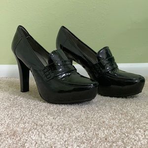 Black Heel (Closed Toe)